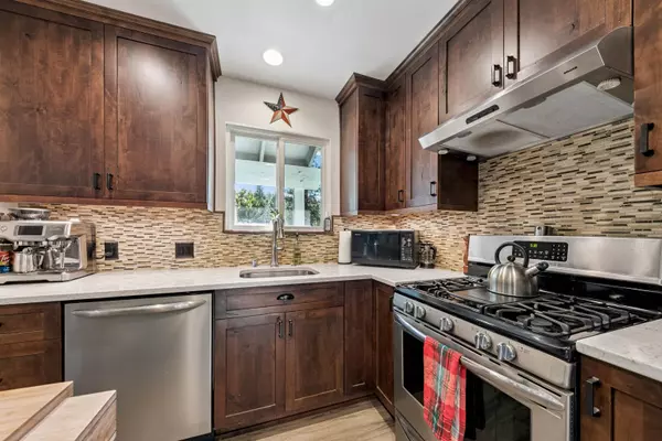 Truckee, CA 96161,11913 Pine Forest Road