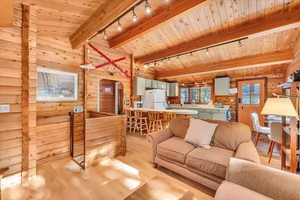 Homewood, CA 96141,5520 Sacramento Avenue