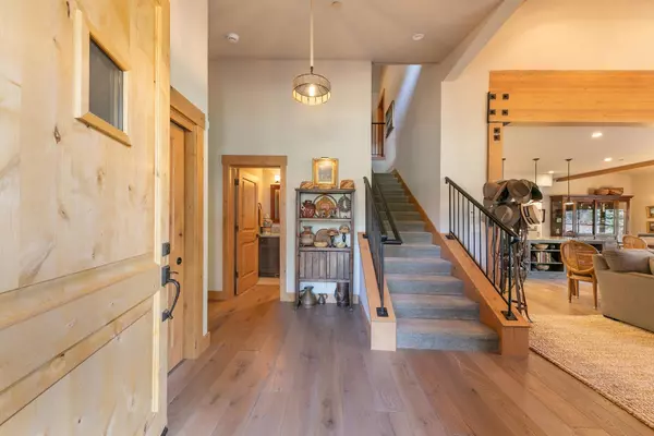 Truckee, CA 96161,10200 Valmont Trail