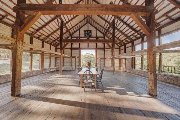 187 First Draw Trl, Hunt, TX 78024