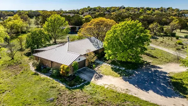 272 Burney Lane,  Kerrville,  TX 78028