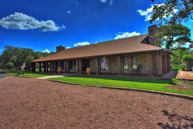 Kerrville, TX 78028,142 Four Bears Trail