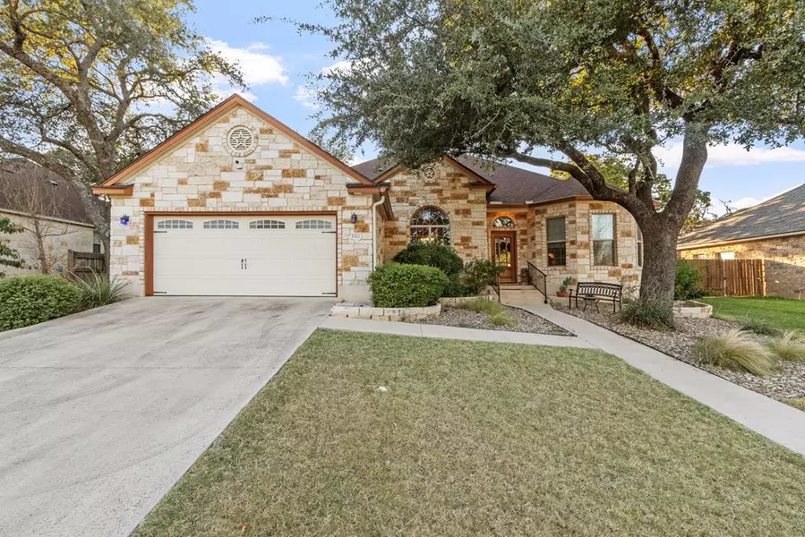 1212 Doe Run Hollow, Fredericksburg, TX 78624