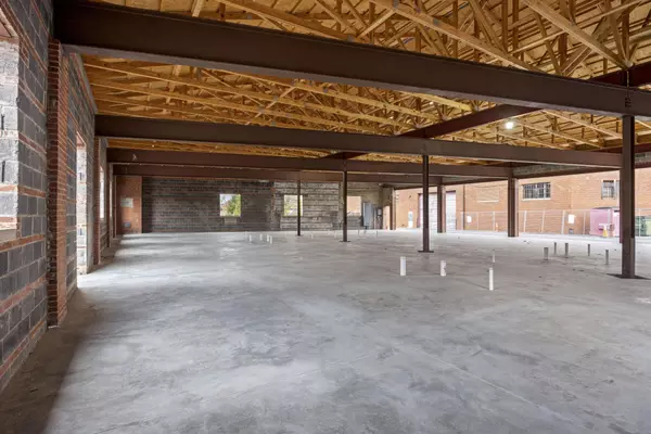 Harrisonburg, VA 22801,156 WASHINGTON ST E