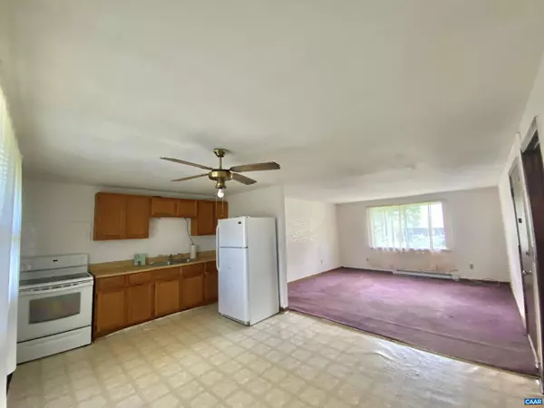 Stanardsville, VA 22973,14 HOLMES RUN RD