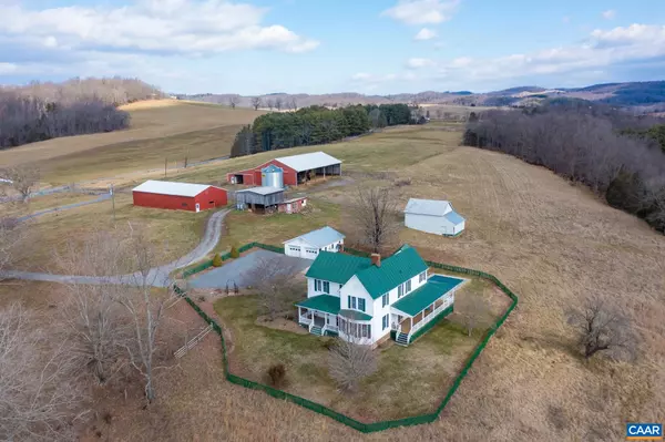 Raphine, VA 24472,3334 BROWNSBURG TPKE