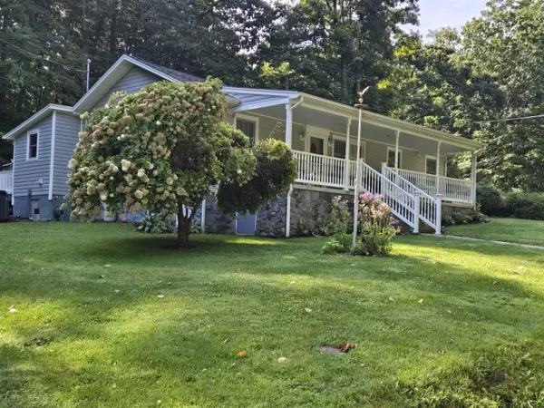 95 PEERY HOLLOW RD, Hot Springs, VA 24445