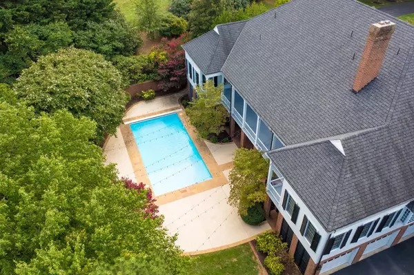 Waynesboro, VA 22980,995 OLD WHITE BRIDGE RD