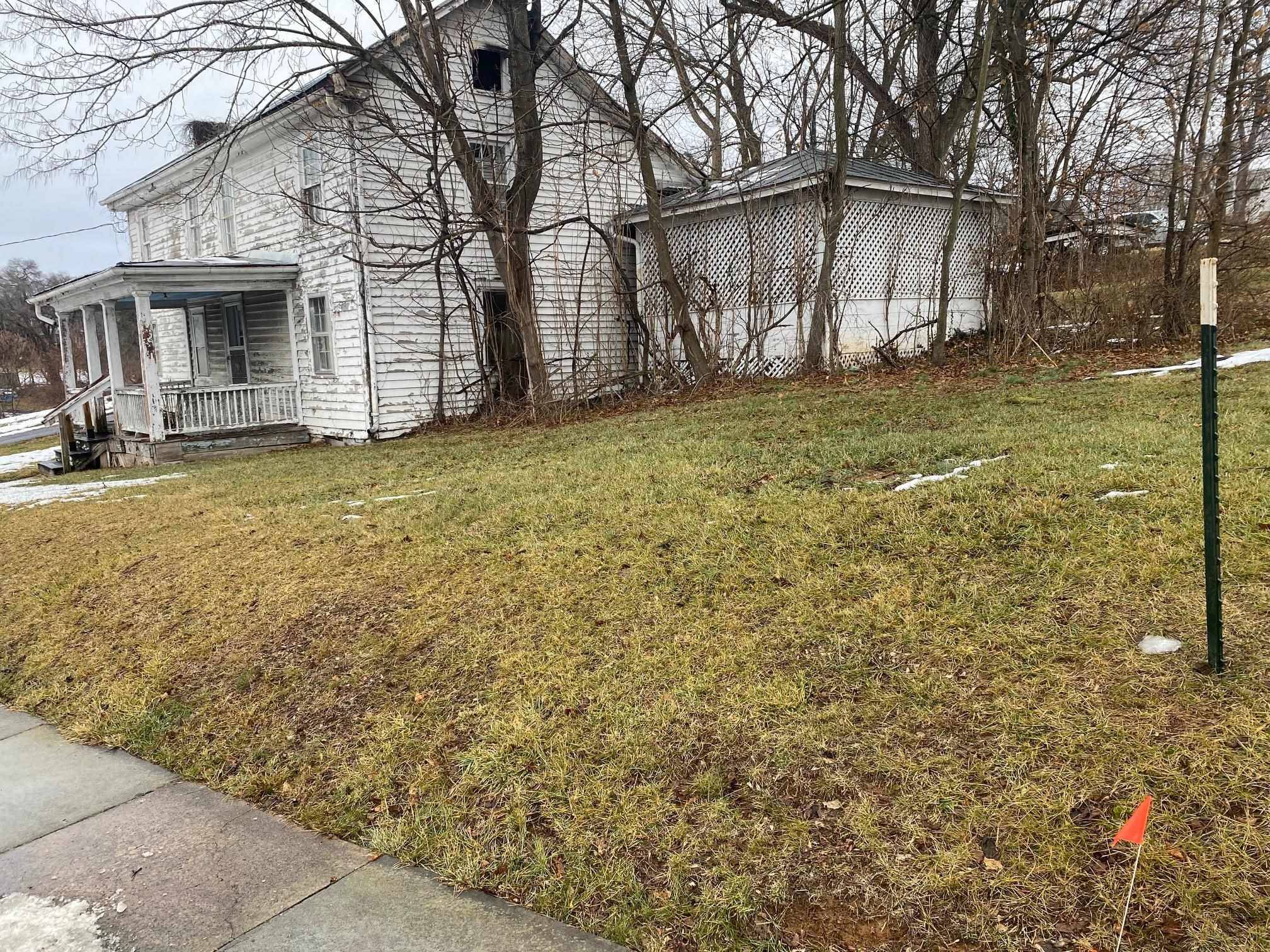 Timberville, VA 22853,209 MAIN ST N