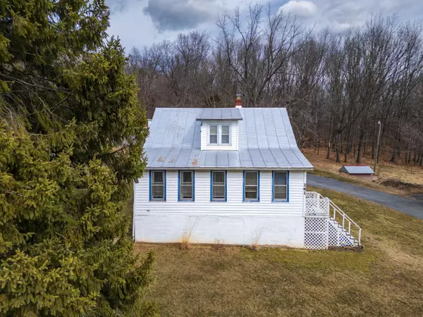 141 BUNKER HILL RD, Mount Solon, VA 22843