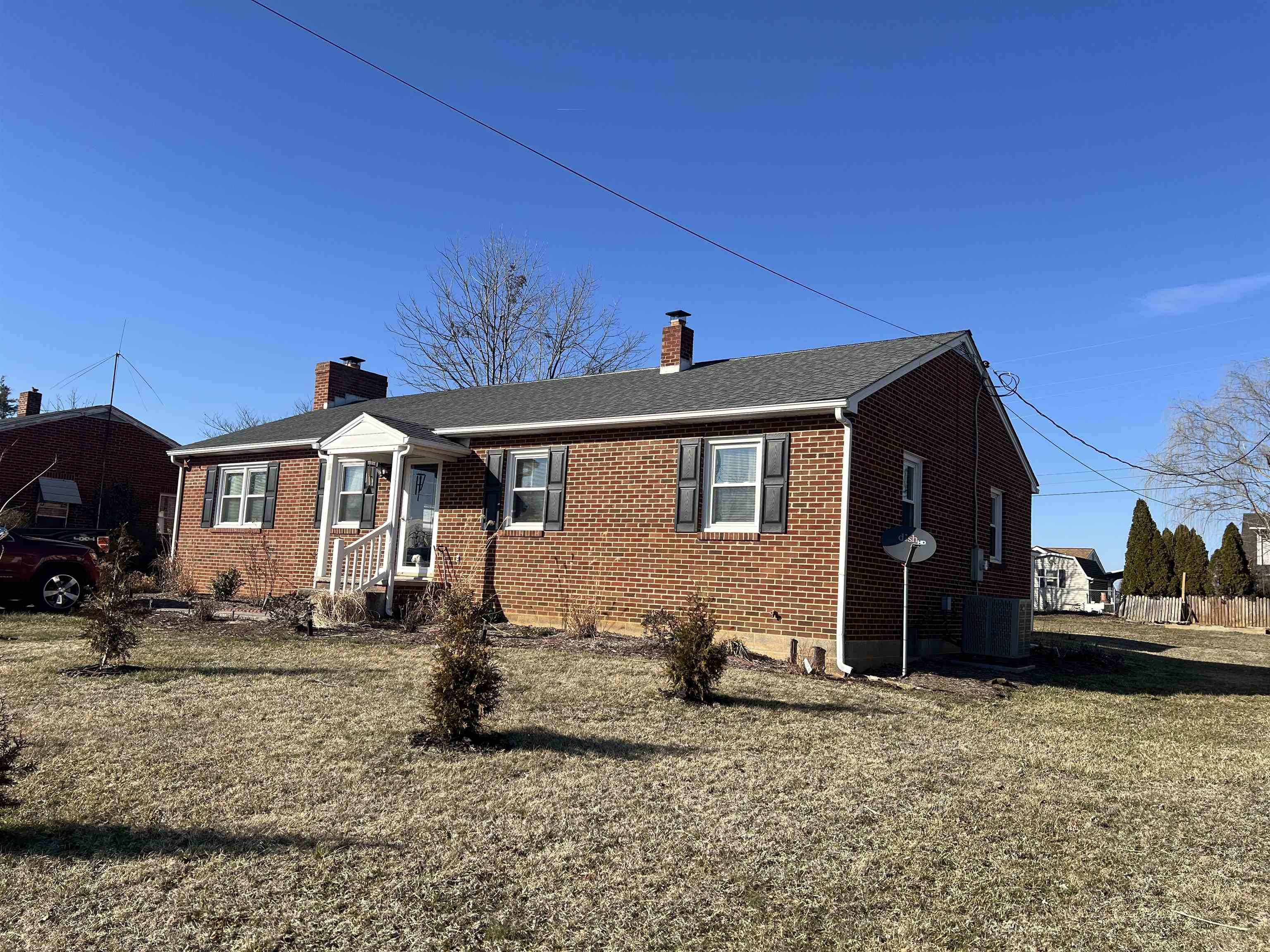 163 3RD ST, Broadway, VA 22815