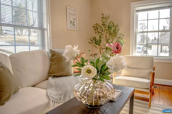 Charlottesville, VA 22902,103 LINDEN ST