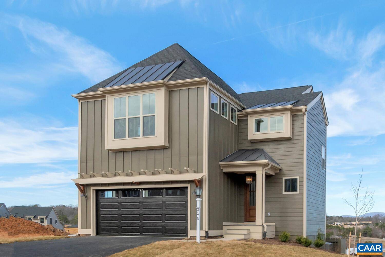 240 THICKET RUN DR, Charlottesville, VA 22911