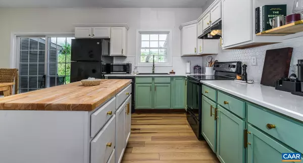 Lexington, VA 24450,9 BRISTOL CT