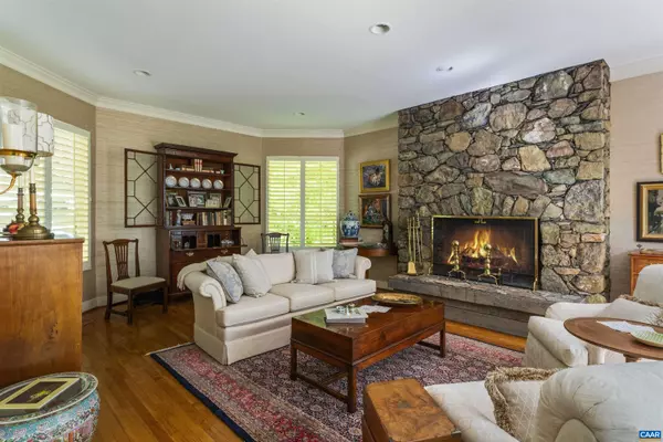 Charlottesville, VA 22903,440 ROOKWOOD DR