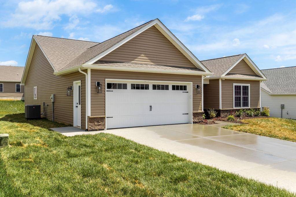 Waynesboro, VA 22980,18 ALMA ANN LN