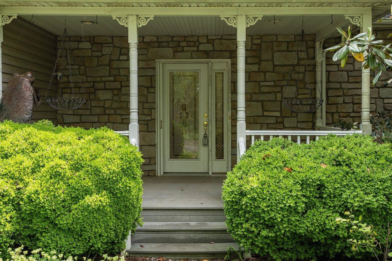 Woodstock, VA 22664,135 MEAGANS RUN RD