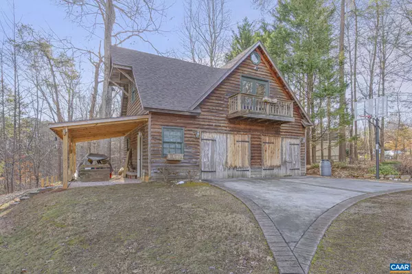 Charlottesville, VA 22903,795 EGLINTON LN