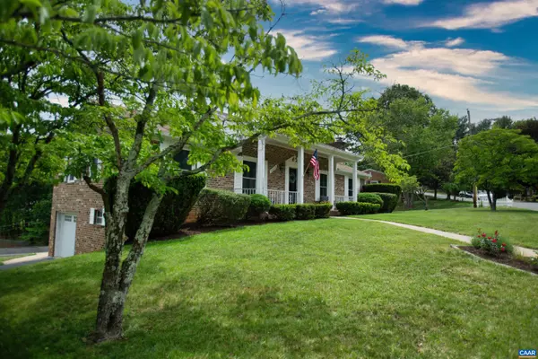 Staunton, VA 24401,1222 PINEHURST RD