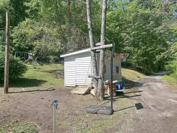 Williamsville, VA 24487,83 PHEASANTY HOLLOW RD