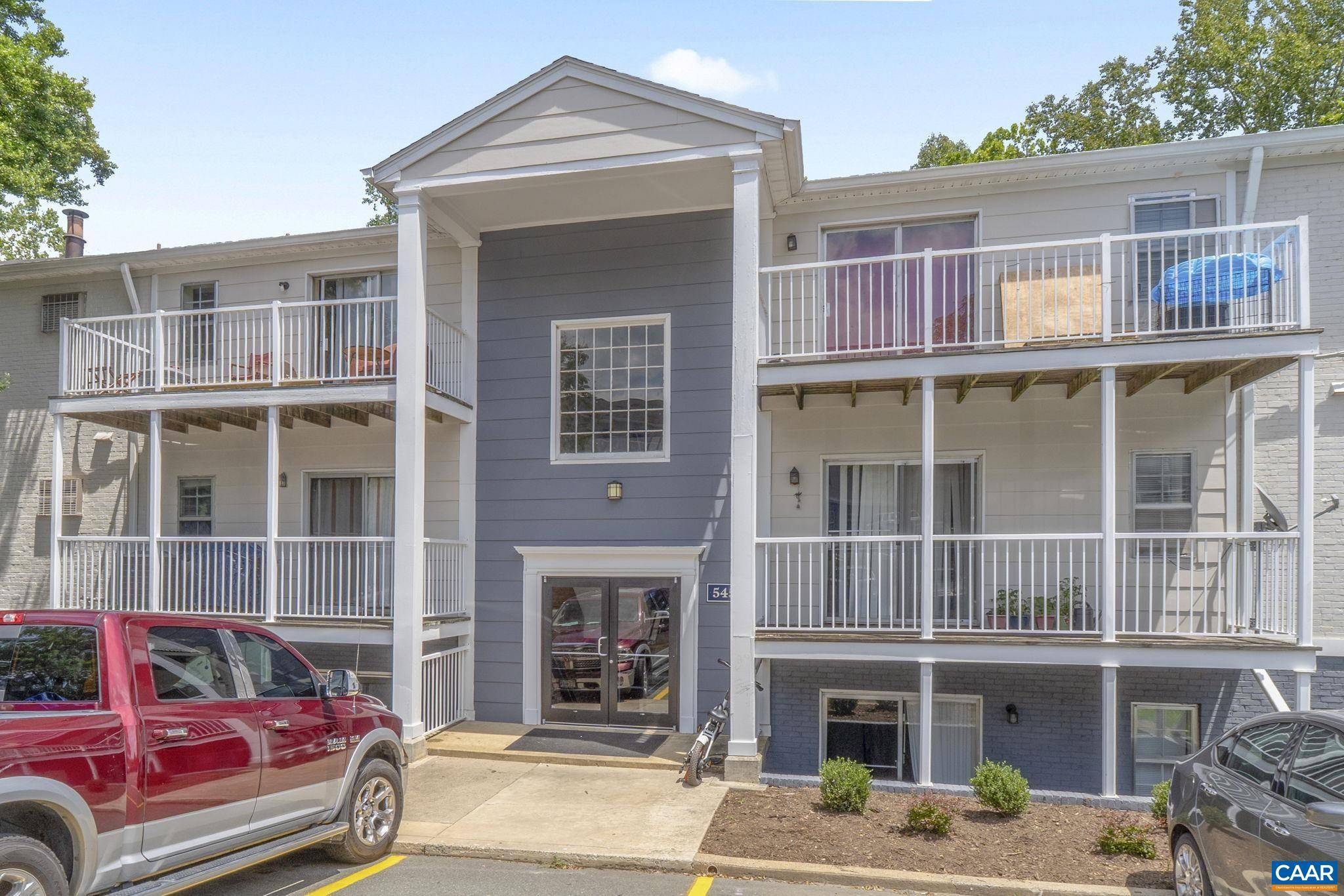 545 BURGOYNE RD #8, Charlottesville, VA 22901