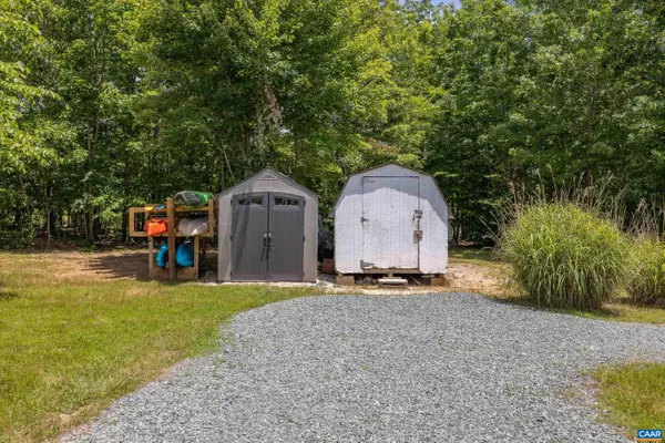 Scottsville, VA 24590,311 SHARPS CREEK DR