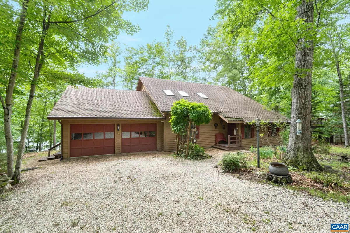 Palmyra, VA 22963,19 PIEDMONT LN