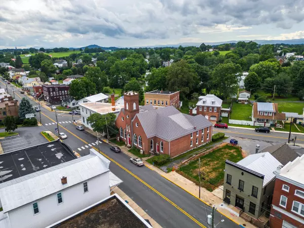 Dayton, VA 22821,237 MAIN ST