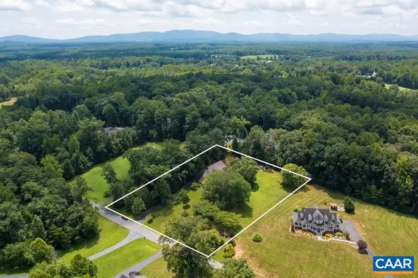 Ruckersville, VA 22968,482 LONDON CT