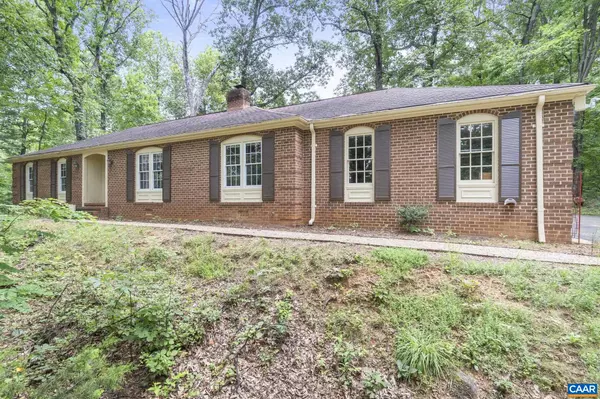1211 LANETOWN RD, Crozet, VA 22932