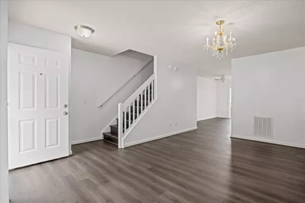 Harrisonburg, VA 22801,2403 AVALON WOODS DR