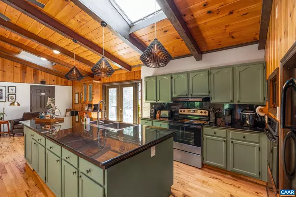 Afton, VA 22920,1562 AFTON MOUNTAIN RD