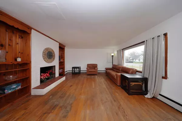 Waynesboro, VA 22980,364 N BATH AVE