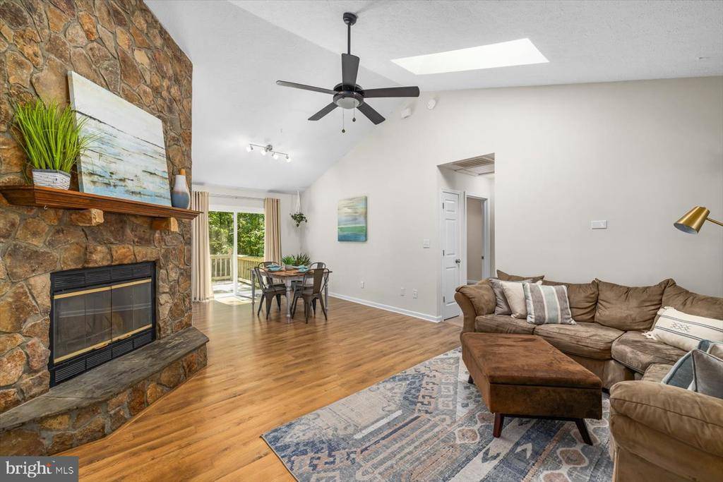 Palmyra, VA 22963,5 HAWKS PL