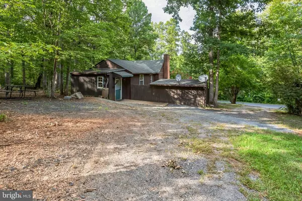 2464 KIDDS DAIRY RD, Scottsville, VA 24590