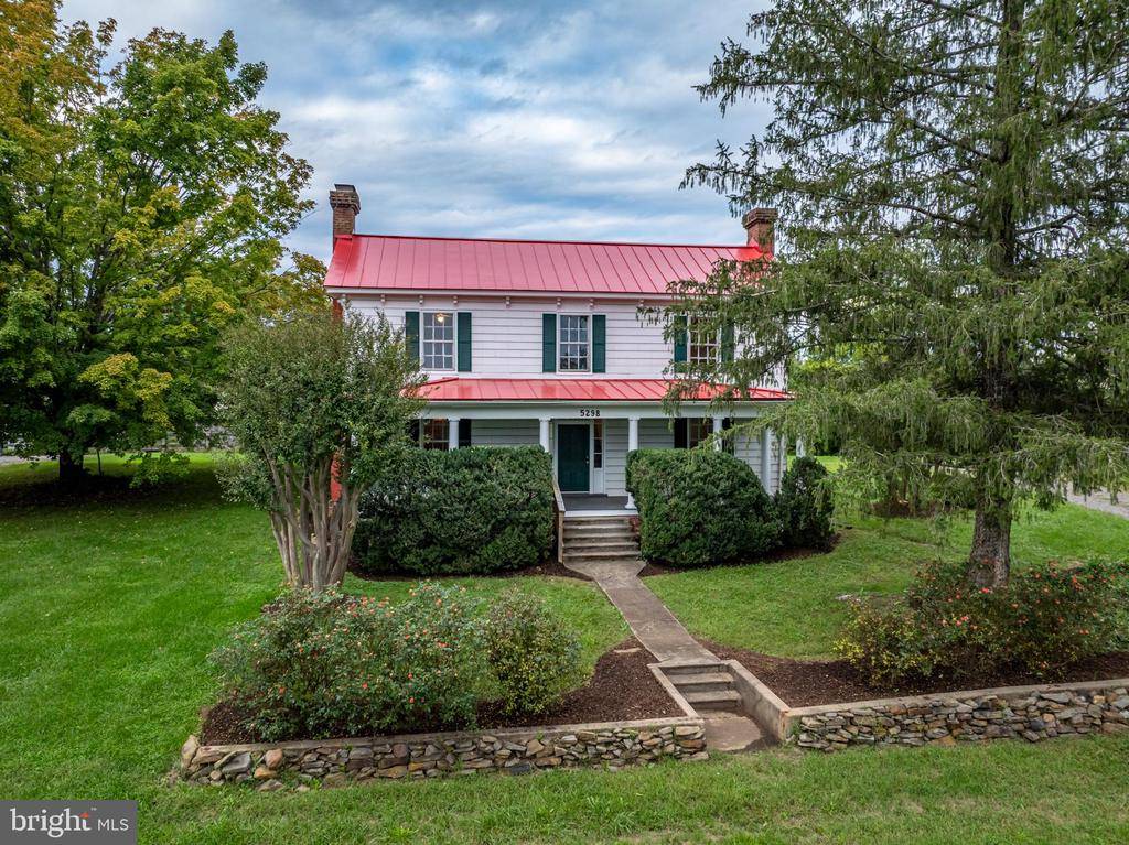 5298 S BLUE RIDGE TPKE S, Rochelle, VA 22738