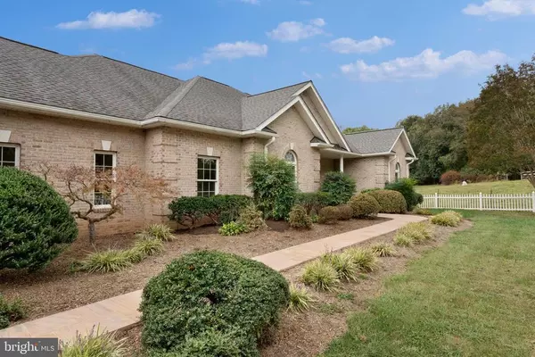 Reva, VA 22735,7380 W HOOVER RD