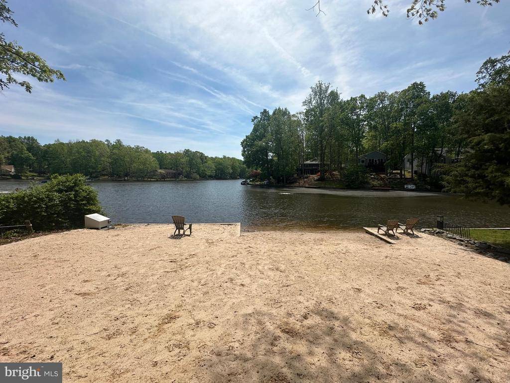 125 CUMBERLAND CIR, Locust Grove, VA 22508