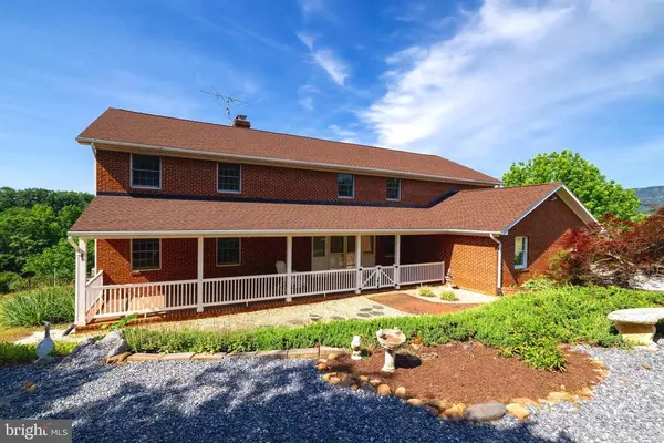 Luray, VA 22835,360 LAZY RIVER EAST RD