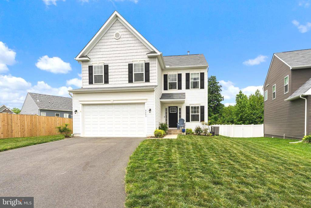 9305 CEDAR FOREST DR, Fredericksburg, VA 22408