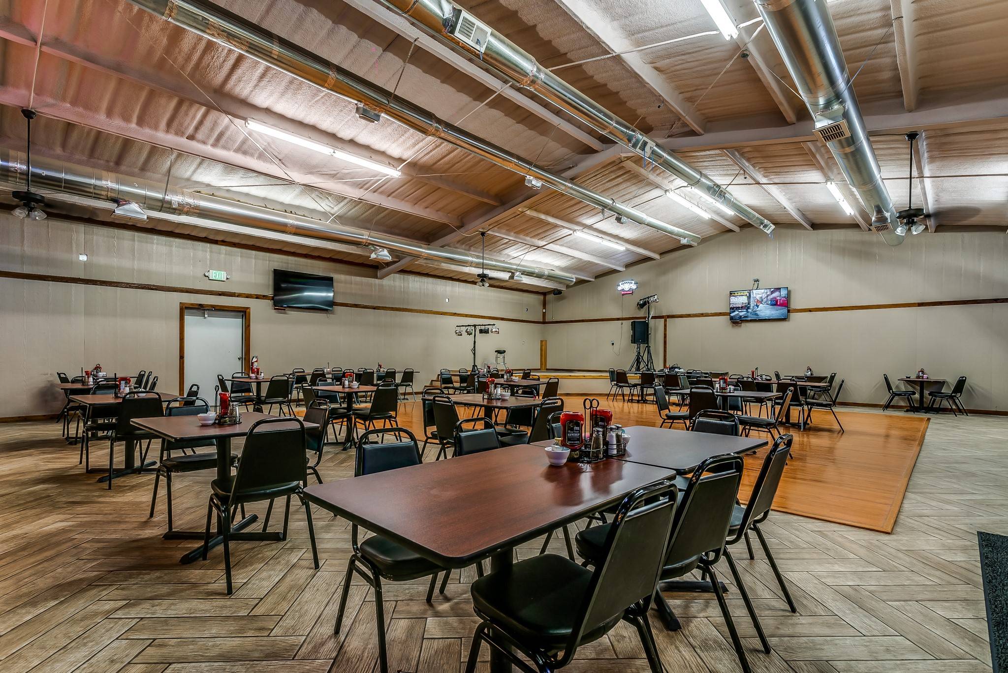 De Leon, TX 76444,901 E Navarro AVE