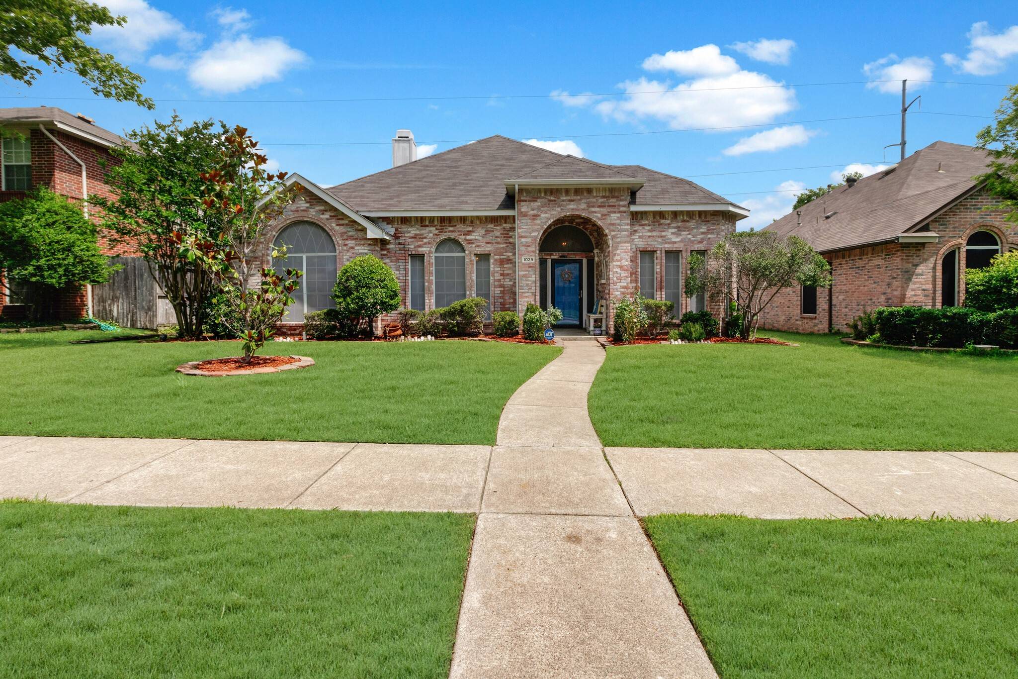 1029 E Grubb DR, Mesquite, TX 75149