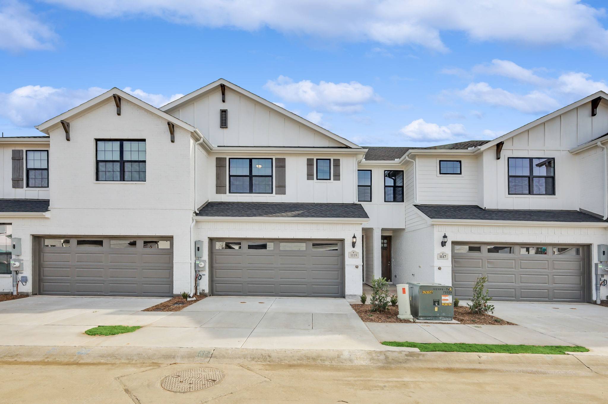 1119 Bowie DR, Lewisville, TX 75077