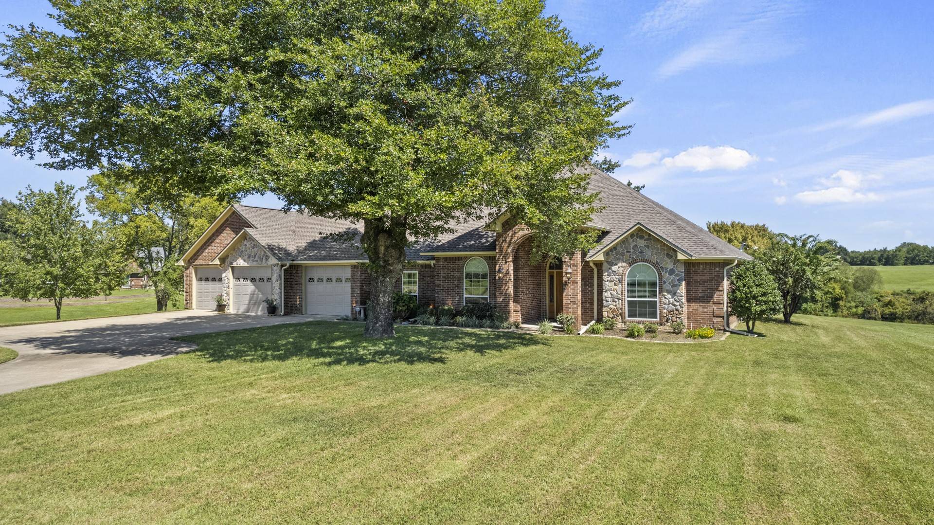 Mount Pleasant, TX 75455,105 County Road 1130