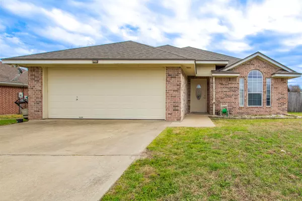Lacy Lakeview, TX 76705,105 Wildcat DR