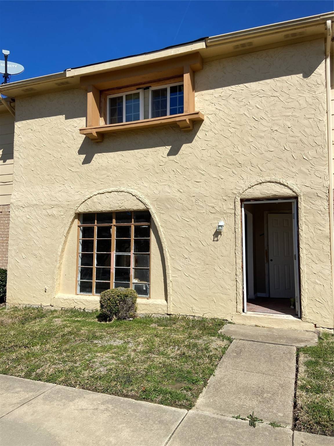 29 Creek LN E #17, Grand Prairie, TX 75052