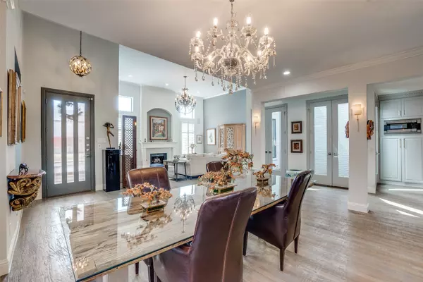 Dallas, TX 75230,5919 Lindenshire LN