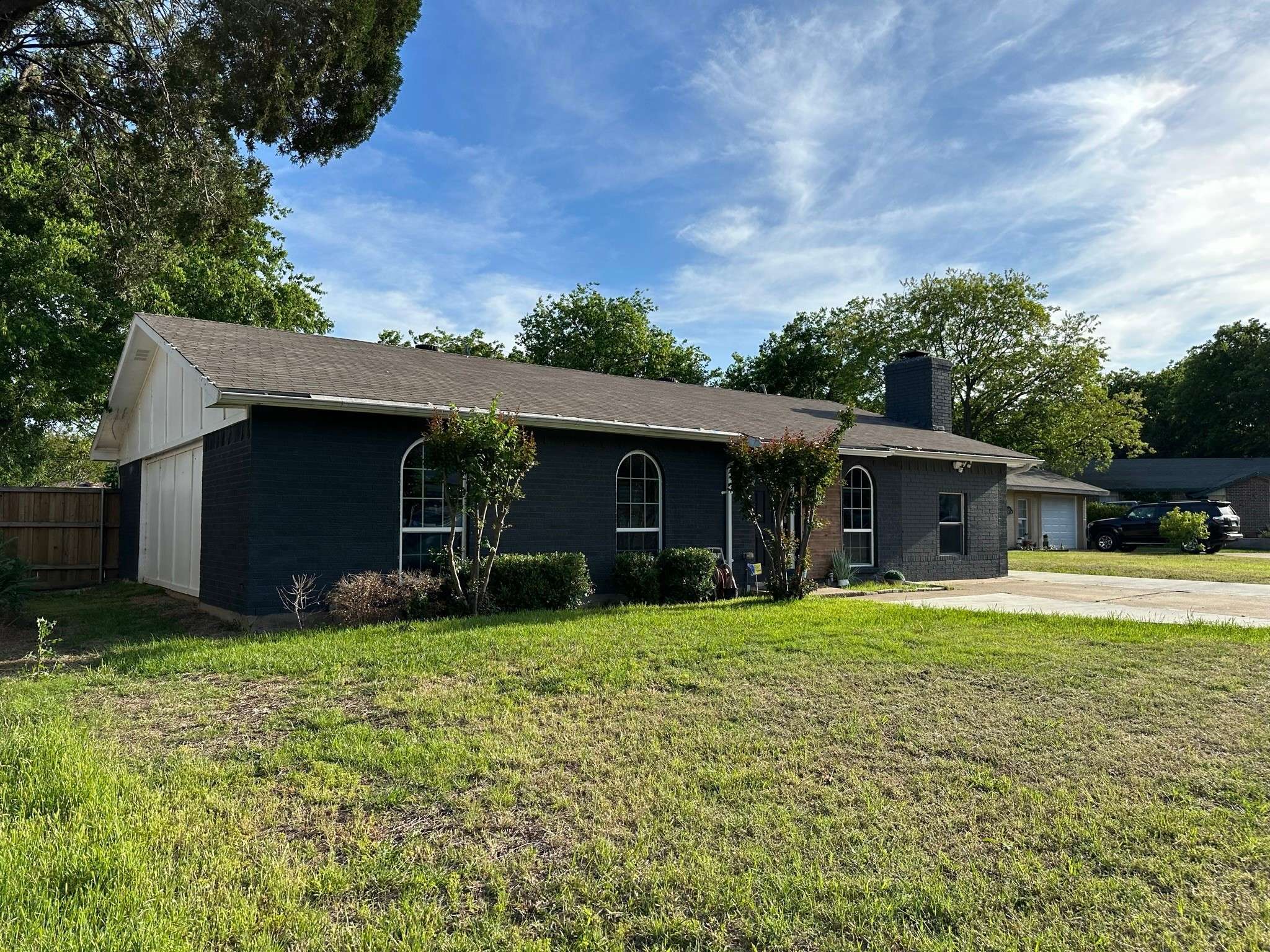1013 Las Flores CT, Grand Prairie, TX 75052