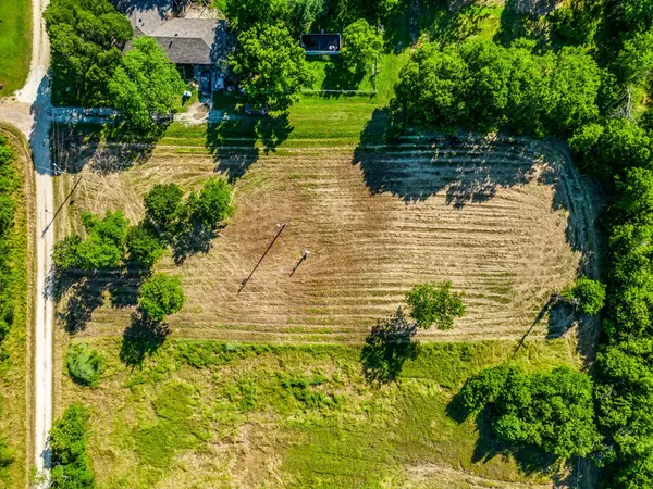 Streetman, TX 75859,401 E County Line ST