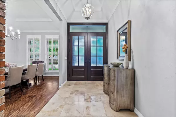 Dallas, TX 75243,8710 Vista View DR